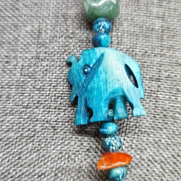 VINTAGE Carved Elephant Beaded Turquoise Large Pendant Fetish Necklace - Picture 4 of 10